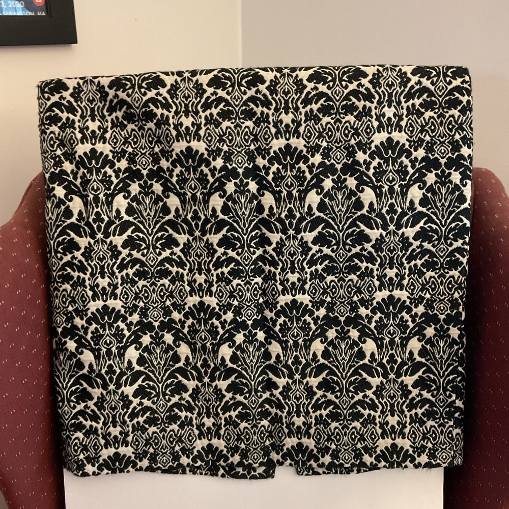 Talbots Black and Cream Patterned Skirt